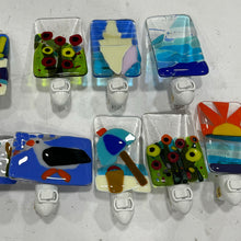 Load image into Gallery viewer, Fused Glass Nightlight Workshop