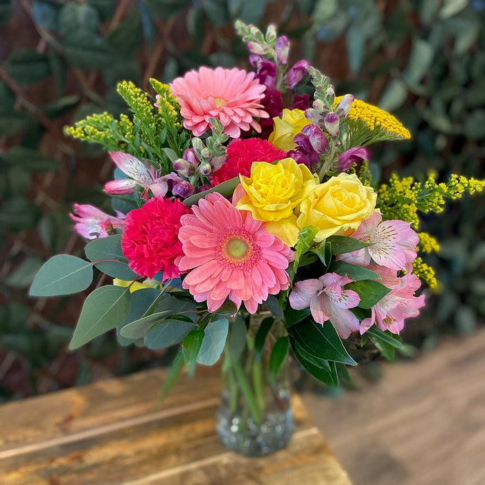 Seasonal Vase Arrangement Subscription